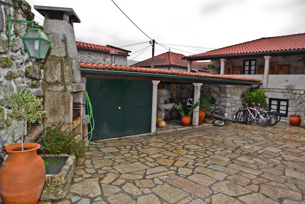 Gasthaus Casas Do Cavaleiro Eira Soajo Exterior foto